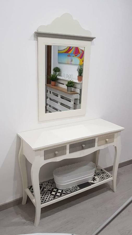 Fusman House Apartment เนเปิลส์ ภายนอก รูปภาพ